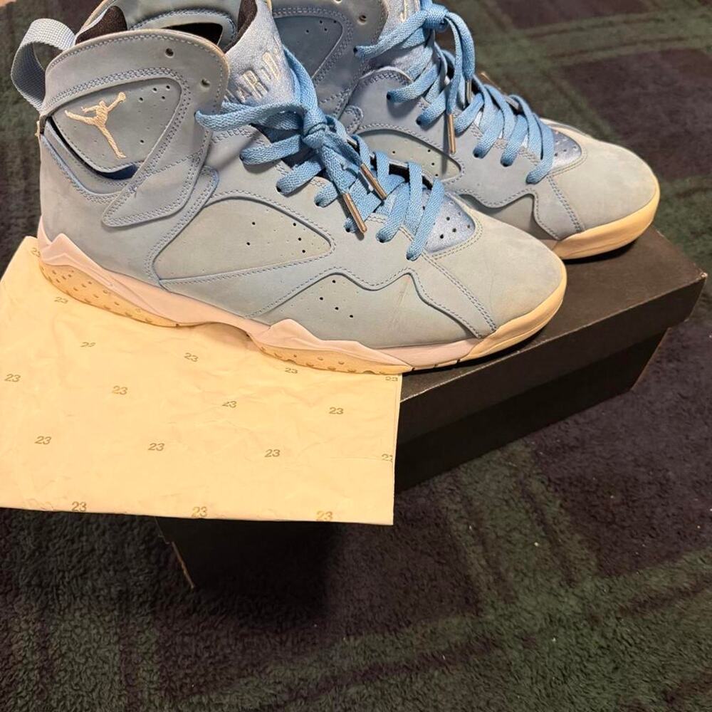 Jordan 7s unc blue sneakers